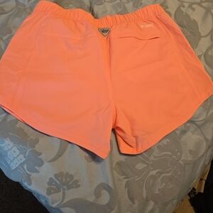 Columbia PFG Women's womens shorts medium
